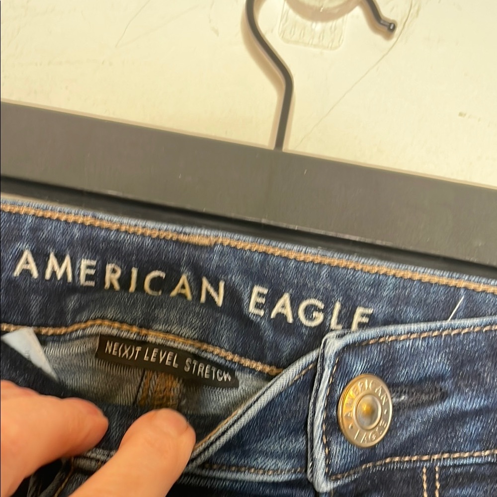 American Eagle Blue Skinny Jeans Tapered Fit - Picture 2 of 4